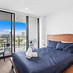Waterfront Escape At Essentia