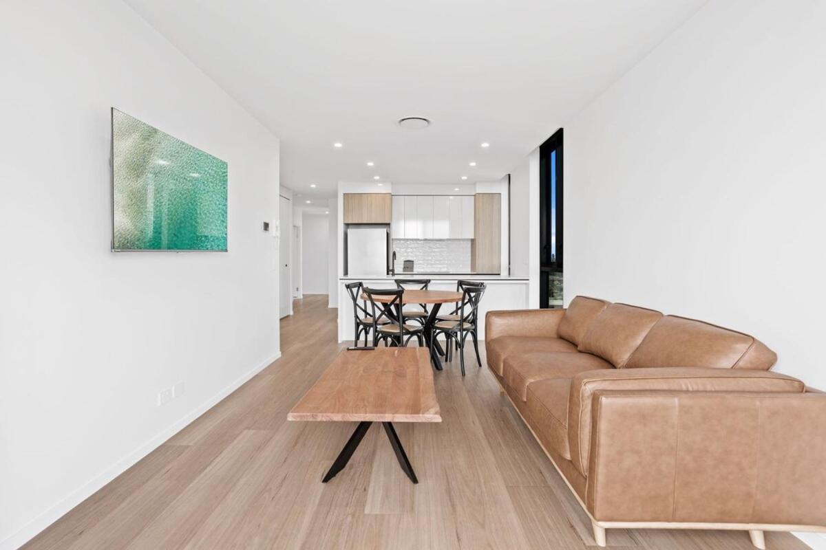 Waterfront Escape At Essentia Apartment *